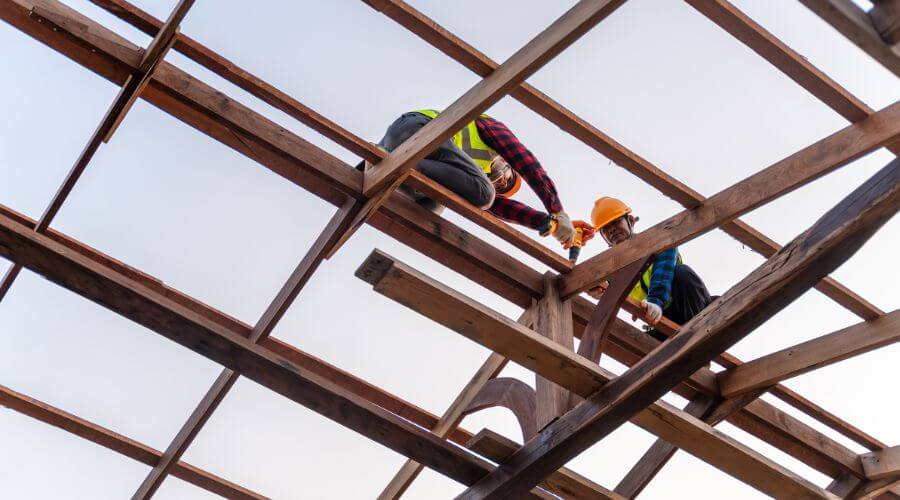 Professional gutter cleaning services in Merrill, OR